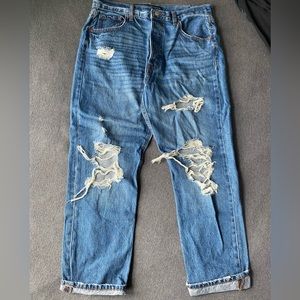 Aero Distressed Mom Jean